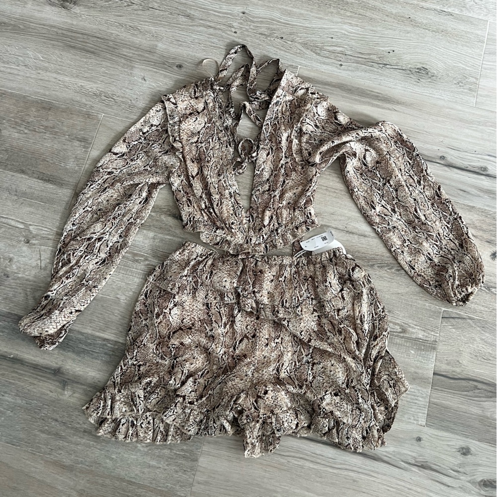 LUXXEL Romper